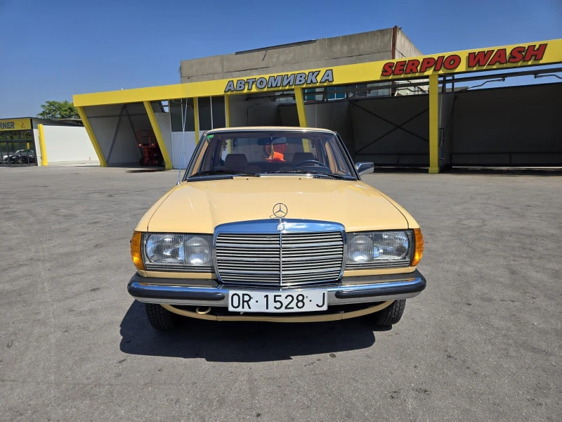 Mercedes-Benz 123 W123 200 D, снимка 4 - Автомобили и джипове - 52420294