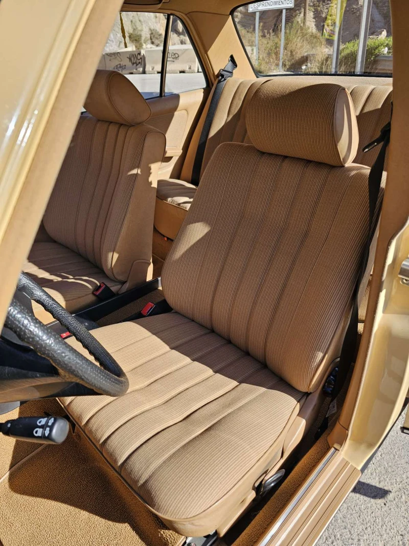 Mercedes-Benz 123 W123 200 D, снимка 7 - Автомобили и джипове - 52420294