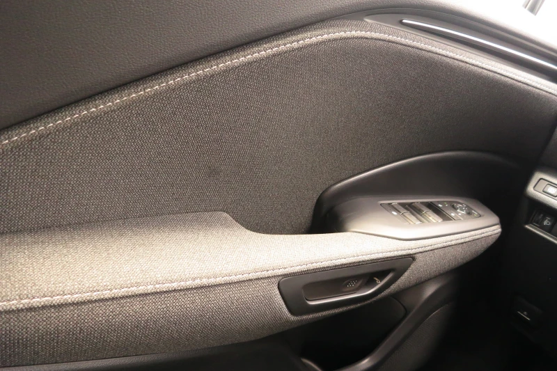 Lexus LBX от 359 лв./мес Нов 0 км 10г Гаранция, снимка 8 - Автомобили и джипове - 51811641