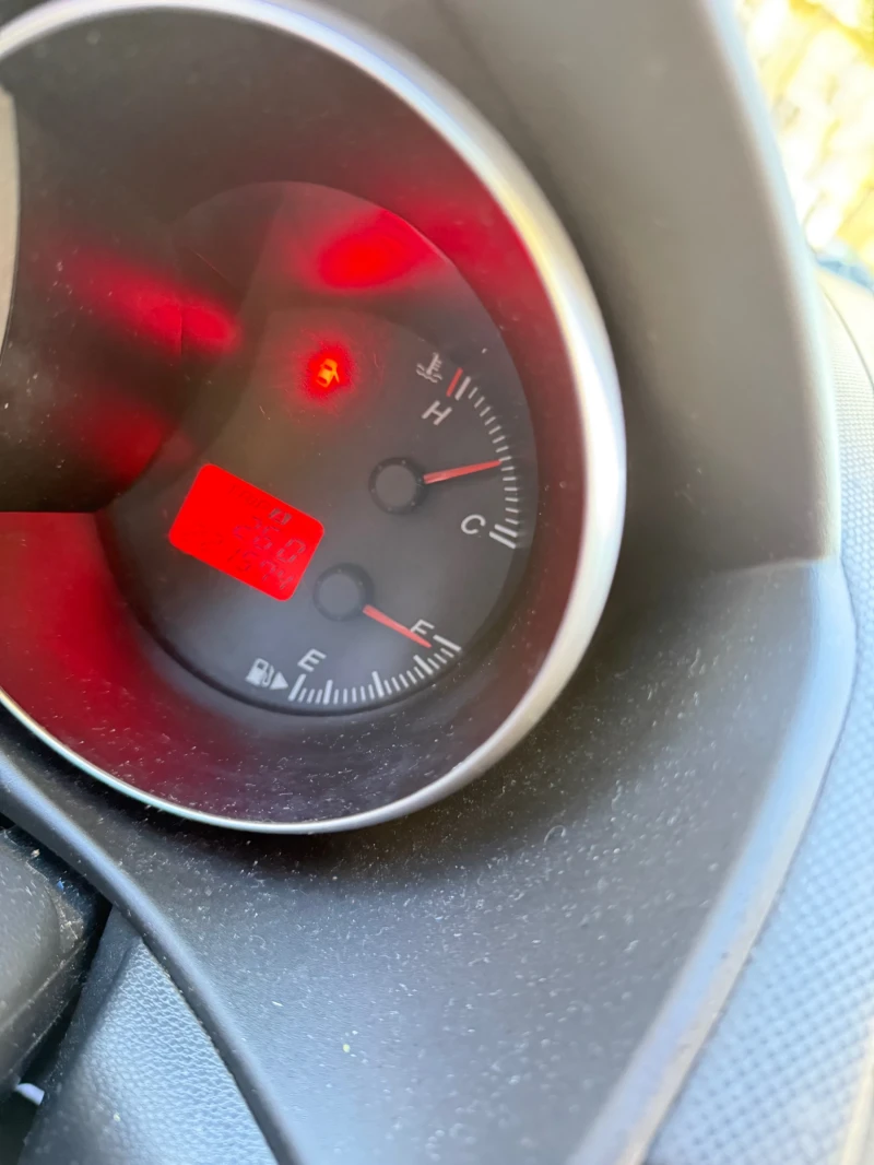 Mazda 3, снимка 10 - Автомобили и джипове - 52301547