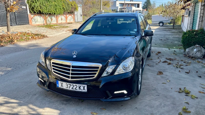 Mercedes-Benz E 350 AMG Пакет | Регистрирана | Всичко платено, снимка 2 - Автомобили и джипове - 52422231