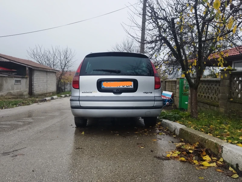 Renault Laguna, снимка 6 - Автомобили и джипове - 52581615