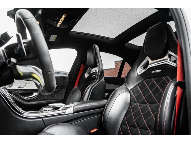 Mercedes-Benz C 63 AMG 2015 * CARFAX * БЕЗ ПЪРВОНАЧАЛНА ВНОСКА, снимка 7 - Автомобили и джипове - 53174793