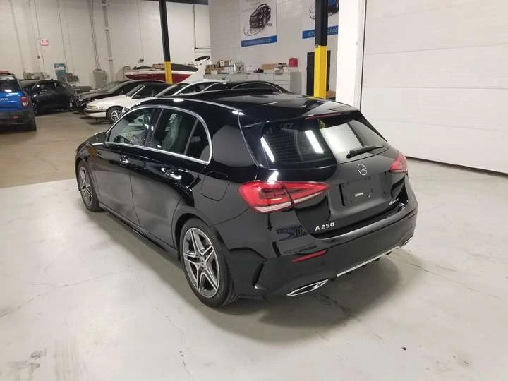 Mercedes-Benz A 250 ACCIDENT-FREE| NAVIGATION| LEATHER| SUNROOF| BACK-, снимка 4 - Автомобили и джипове - 54080854