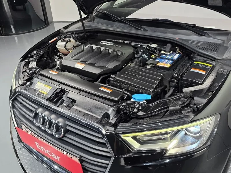 Audi A3 A3 40 Tfsi 8V, снимка 5 - Автомобили и джипове - 54989506