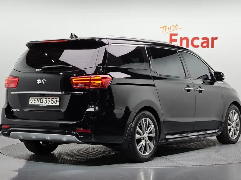 Kia Carnival 9-Seater Prestige | Mobile.bg � ����������� 2
