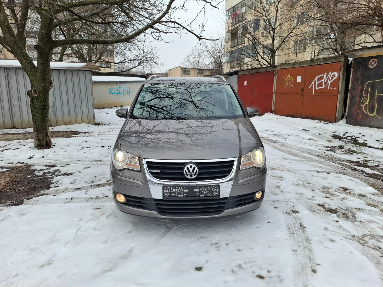 VW Touran 1.9 TDi Facelift , снимка 1