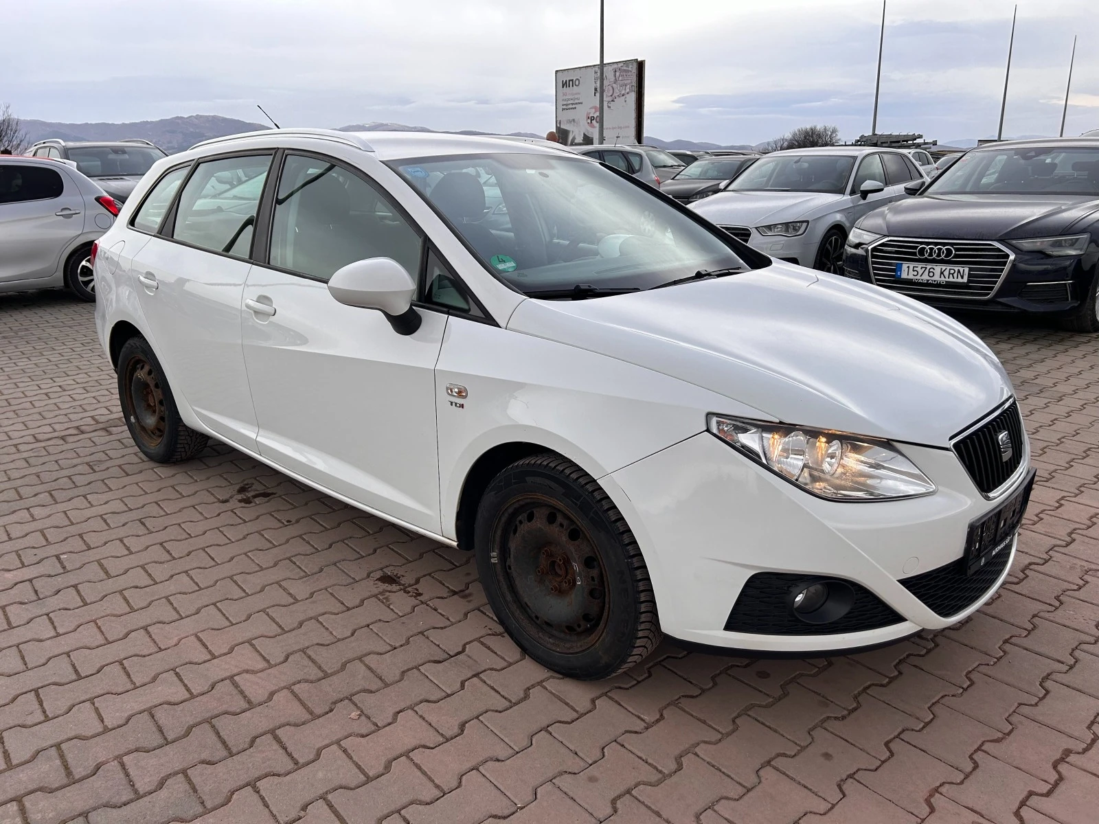 Seat Ibiza 1.6TDI EURO 5 ЛИЗИНГ - изображение 4