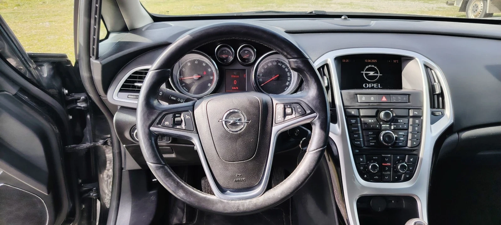 Opel Astra 1.6i-180к.с NAVI - изображение 10