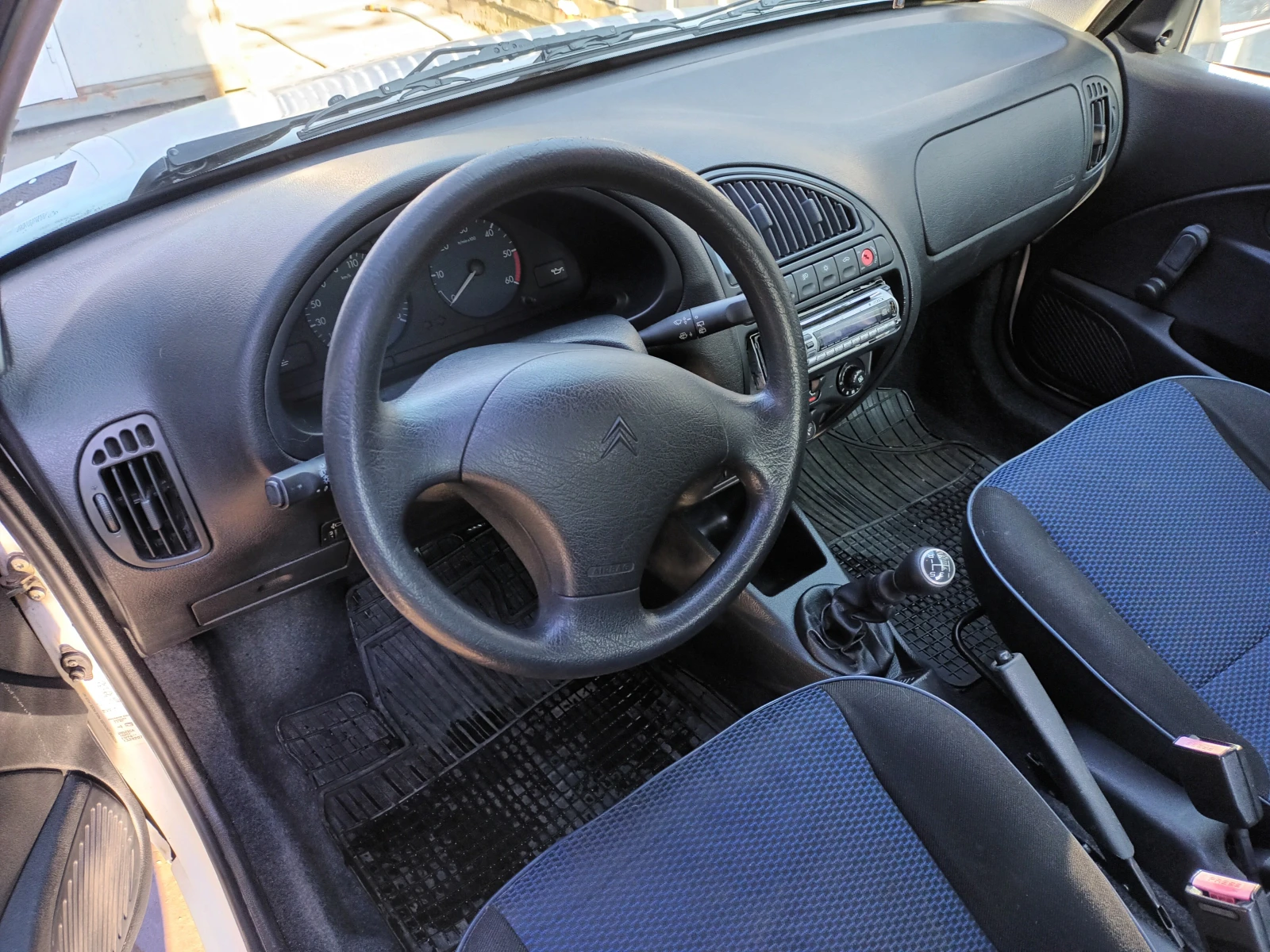 Citroen Saxo 1.5 - изображение 7