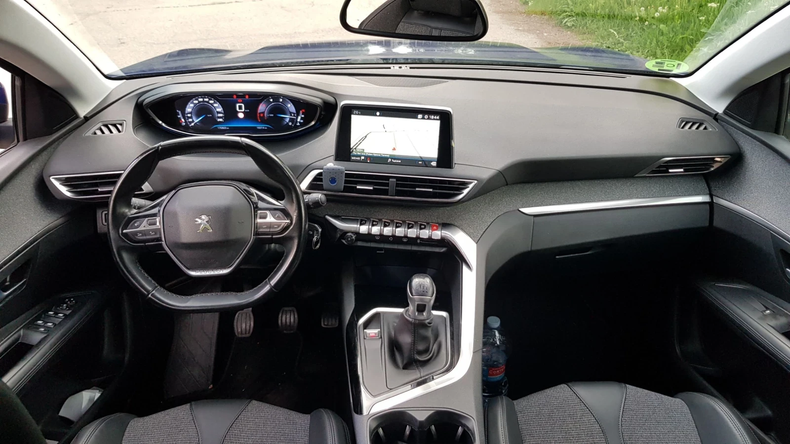 Peugeot 3008 1.5HDI ALLURE, снимка 9 - Автомобили и джипове - 50083987