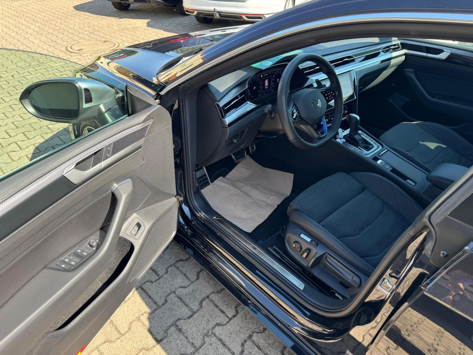 VW Arteon R SHOOTING BRAKE 4-MOTION LED CAMERA IQ.DRIVE - изображение 6