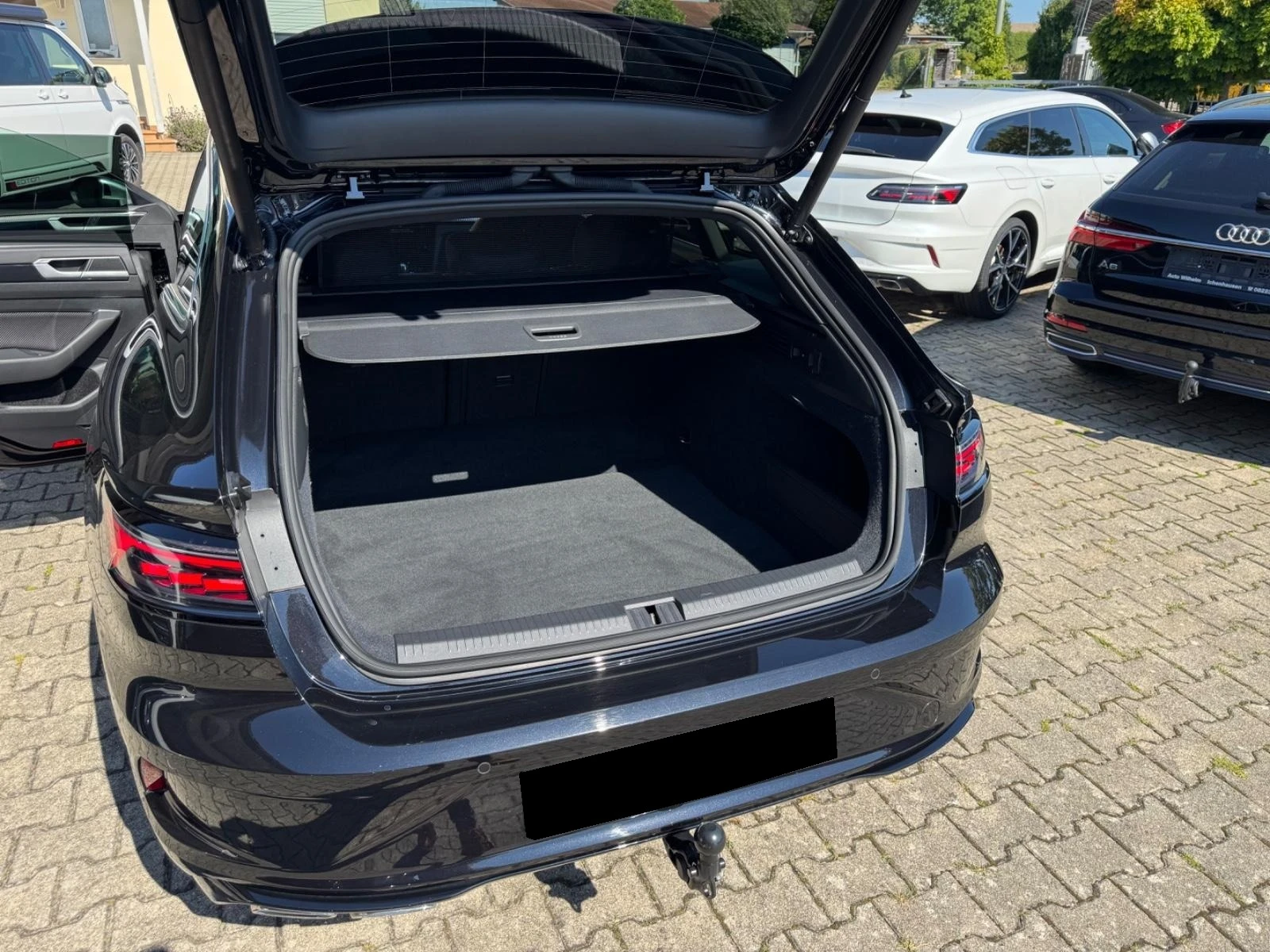 VW Arteon R SHOOTING BRAKE 4-MOTION LED CAMERA IQ.DRIVE | Mobile.bg   13