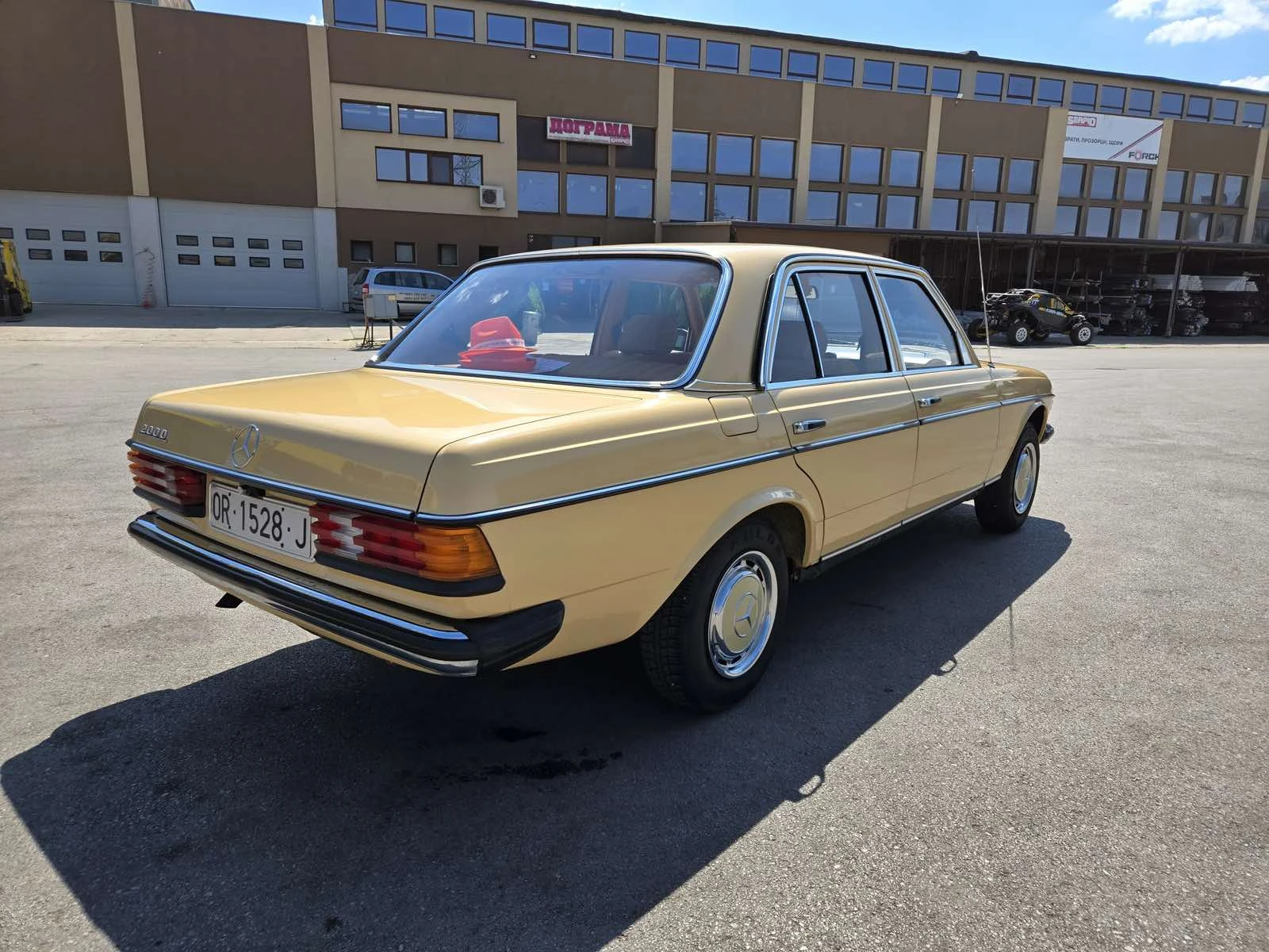 Mercedes-Benz 123 W123 200 D - изображение 2