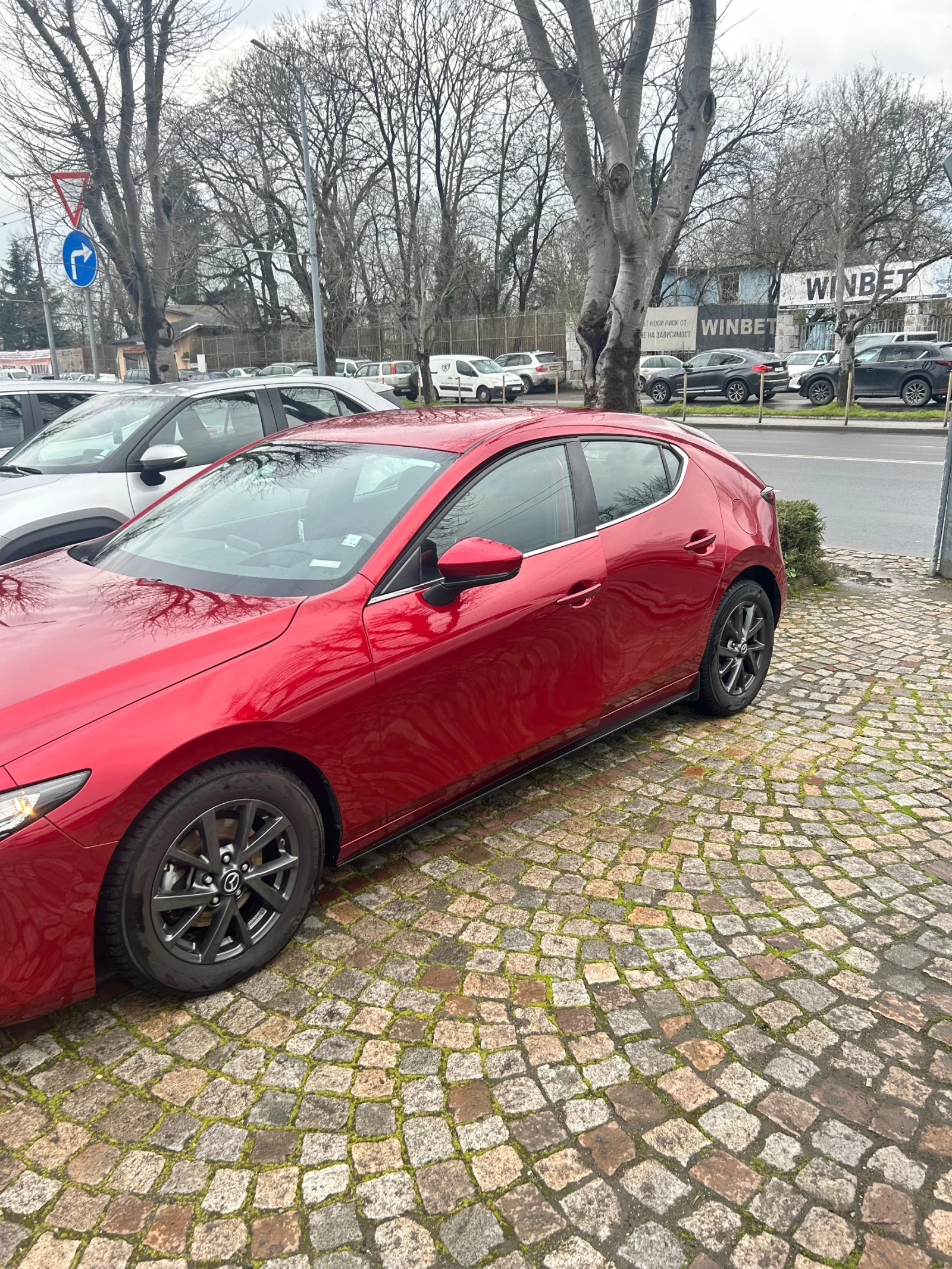 Mazda 3 Skyactive G 2.0 Mild Hybrid , снимка 12 - Автомобили и джипове - 53962495