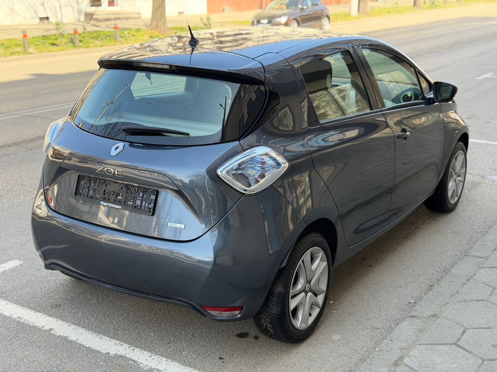 Renault Zoe 22kw , 41kw 2013-2019 , снимка 2 - Автомобили и джипове - 54006841