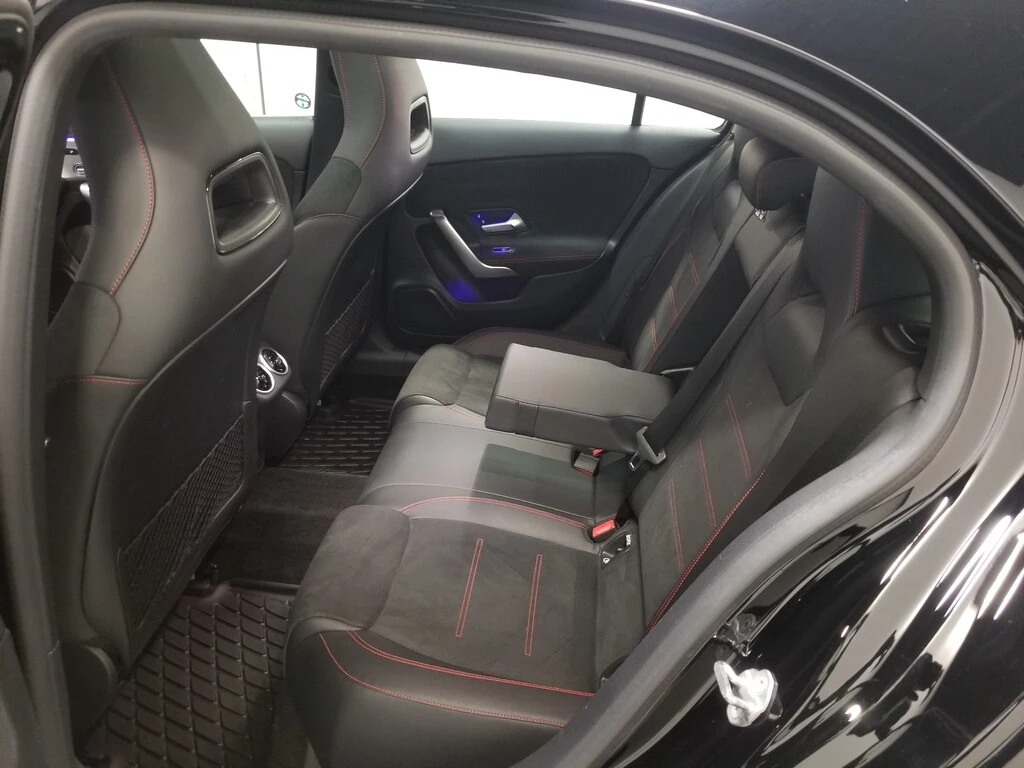 Mercedes-Benz A 250 ACCIDENT-FREE| NAVIGATION| LEATHER| SUNROOF| BACK-, снимка 17 - Автомобили и джипове - 54080854