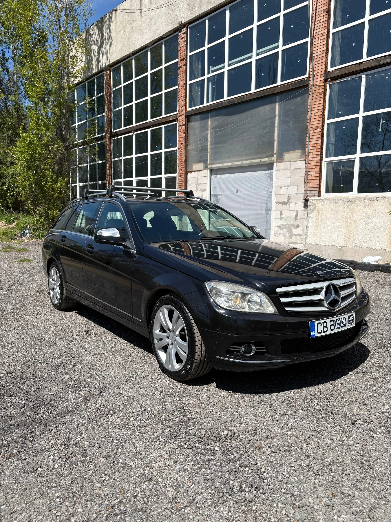 Mercedes-Benz C 220 om646 Автомат, снимка 3 - Автомобили и джипове - 54385256