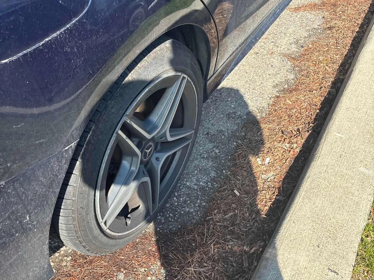 Mercedes-Benz C 300 | AMG-LINE| DISTRONIC| 360| PANO| CARFAX, снимка 10 - Автомобили и джипове - 54479780