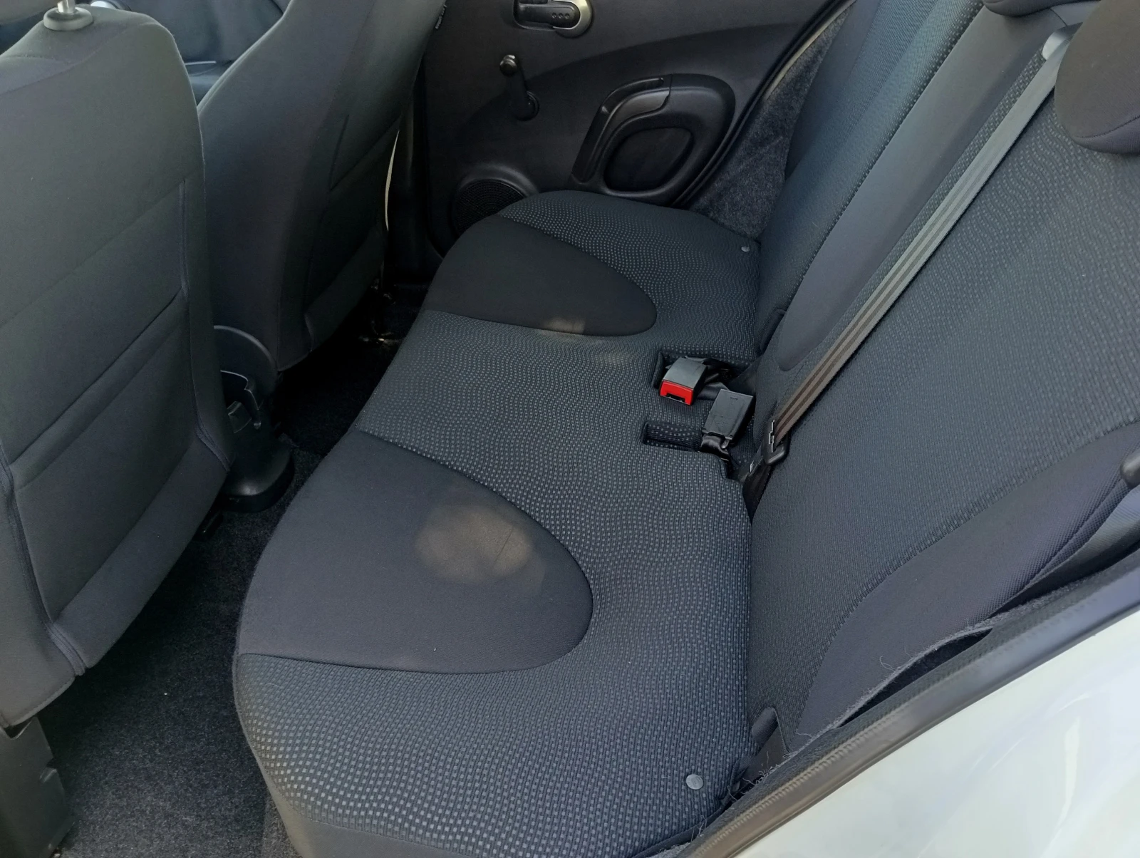 Nissan Micra 1.2i, снимка 7 - Автомобили и джипове - 54573993