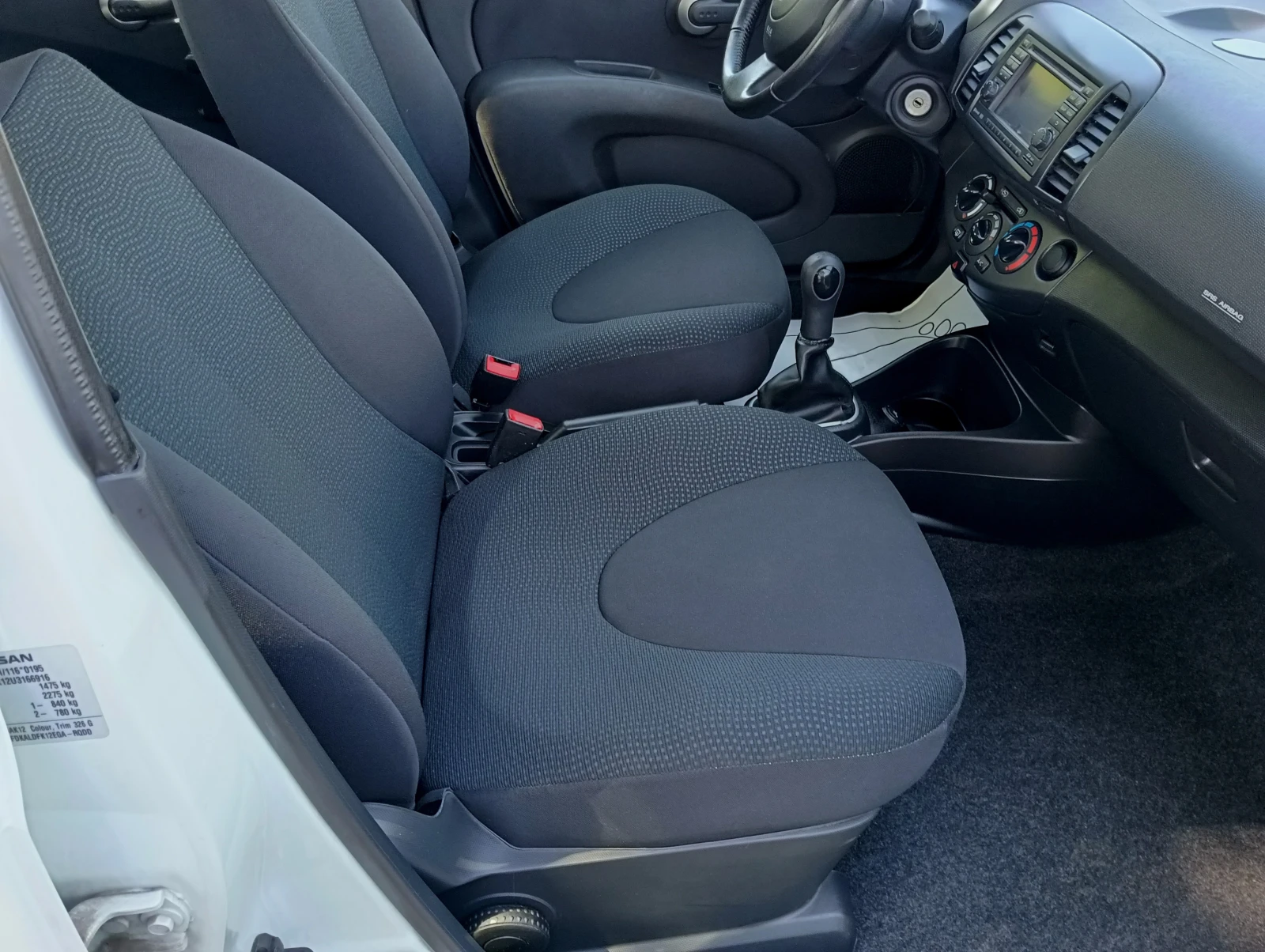Nissan Micra 1.2i, снимка 10 - Автомобили и джипове - 54573993
