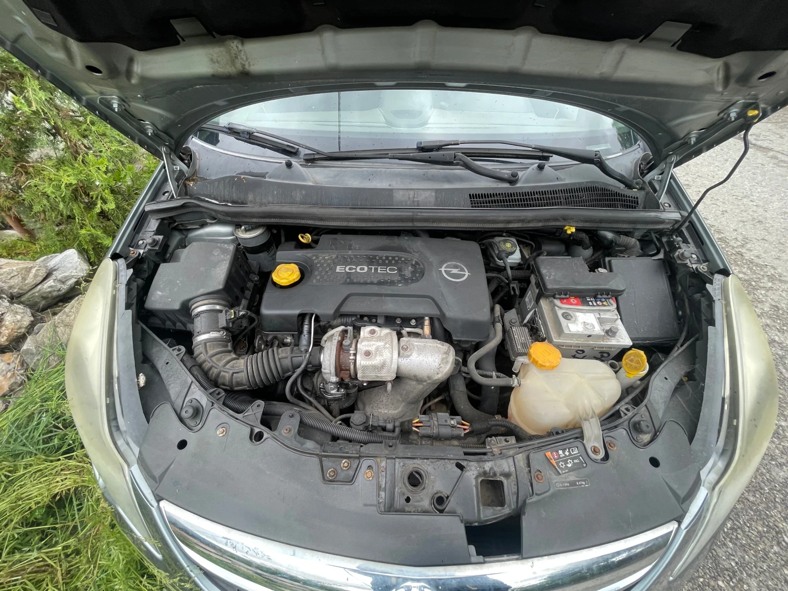 Opel Corsa 1.3CDTi Cosmo, снимка 12 - Автомобили и джипове - 54583268