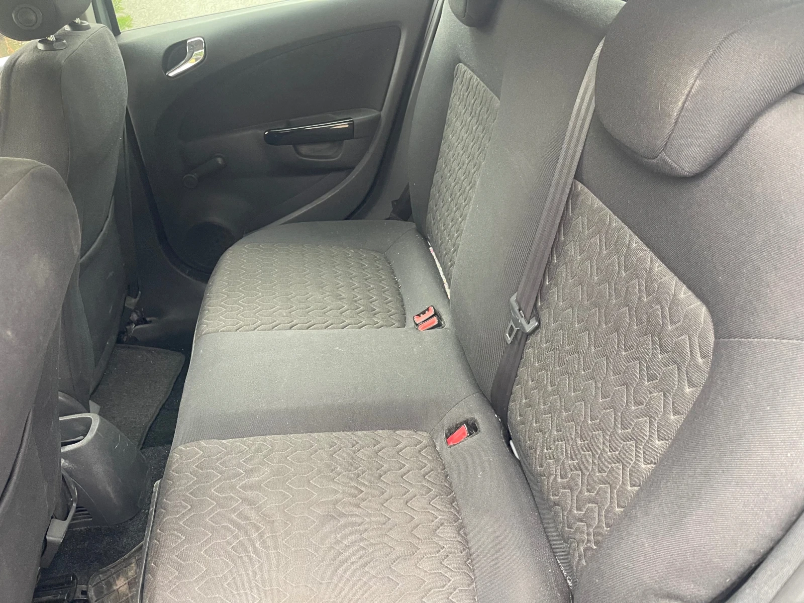 Opel Corsa 1.3CDTi Cosmo, снимка 9 - Автомобили и джипове - 54583268