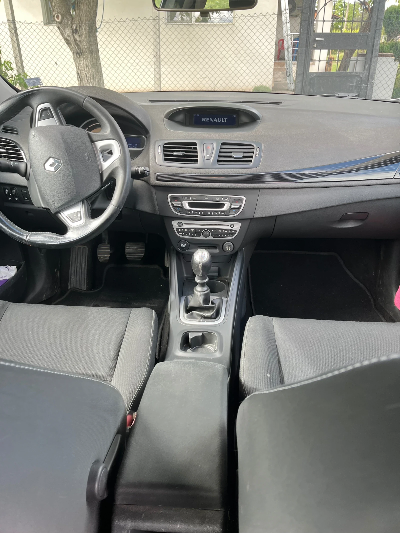 Renault Megane, снимка 9 - Автомобили и джипове - 54585080