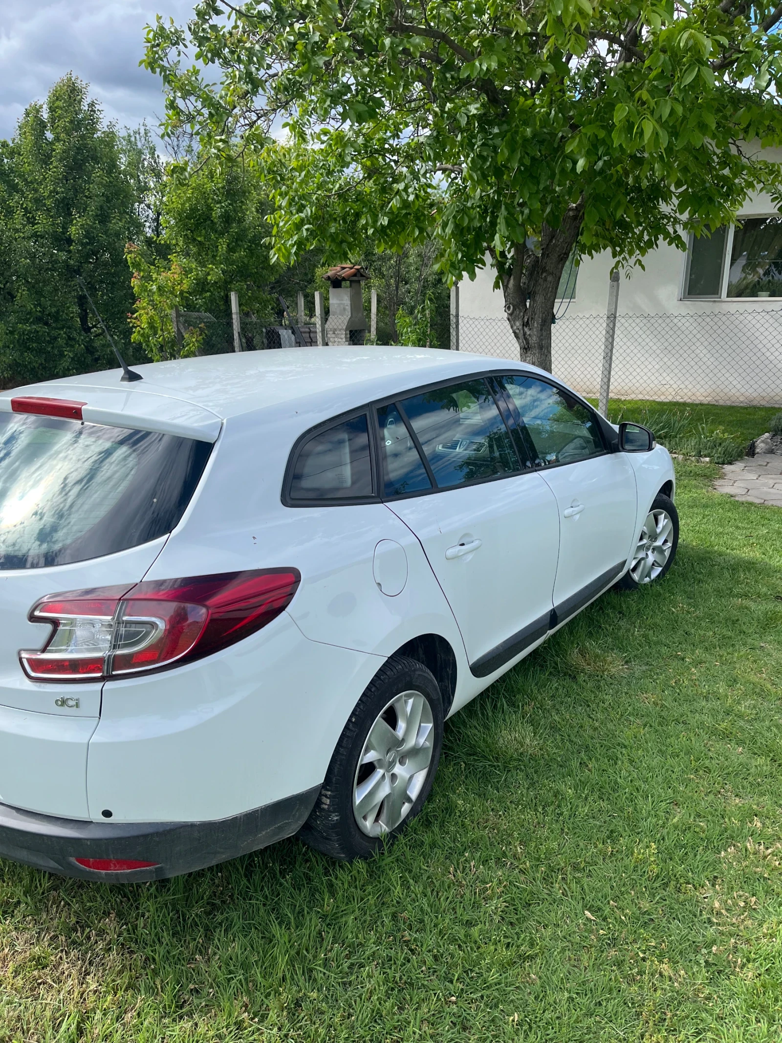 Renault Megane, снимка 3 - Автомобили и джипове - 54585080