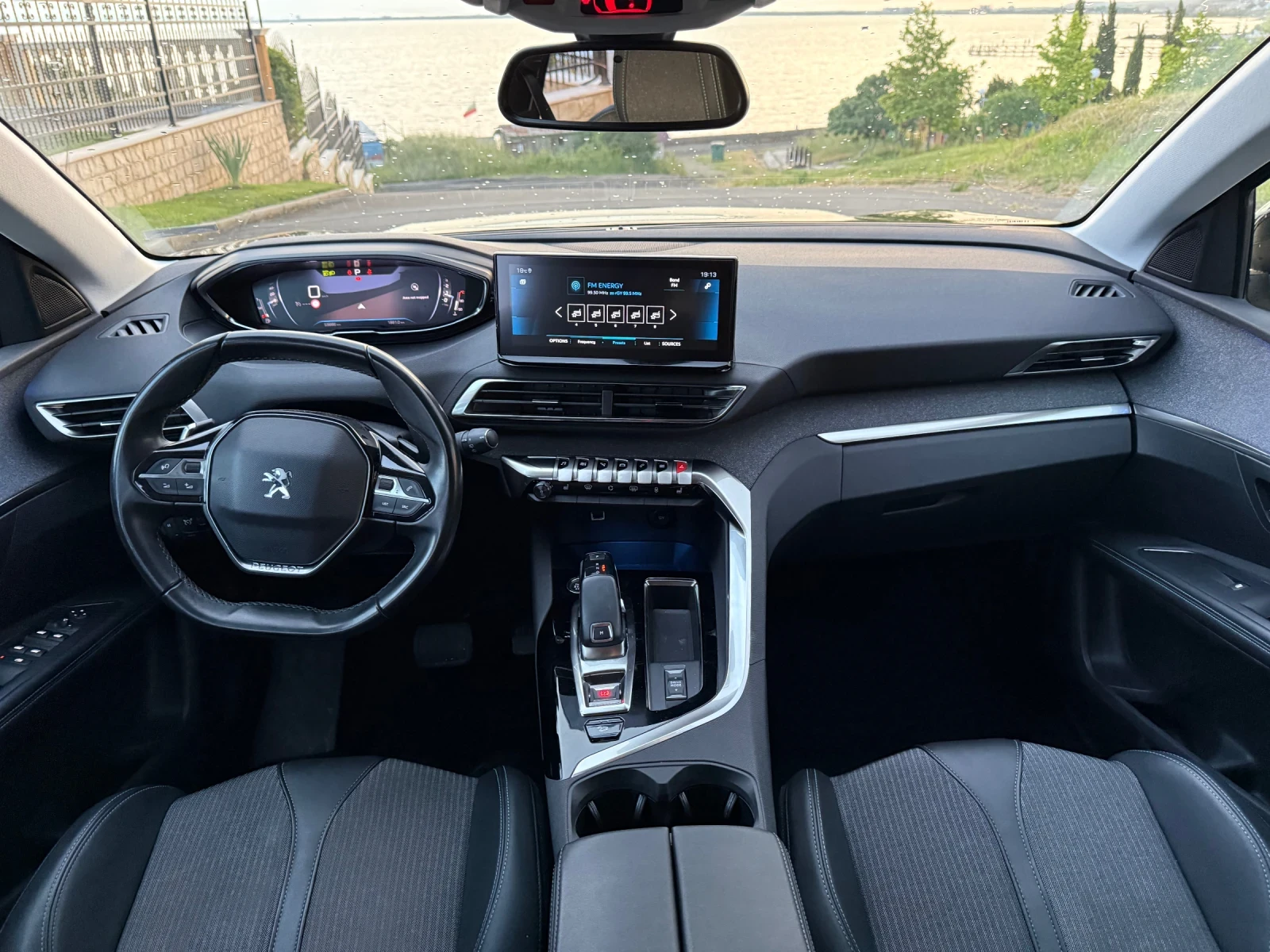Peugeot 3008 Peugeot 3008 1.5 BlueHDi, снимка 9 - Автомобили и джипове - 54889399