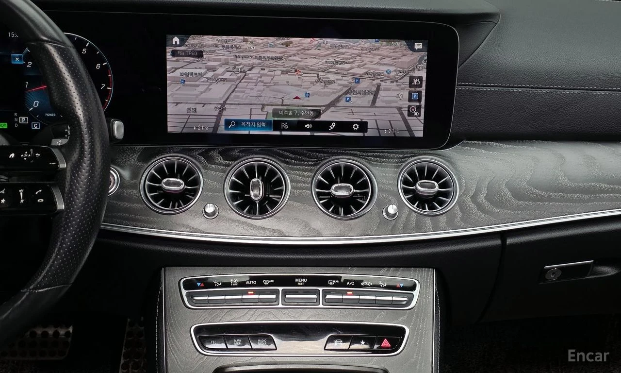 Mercedes-Benz E 350 AMG* LINE* 4MATIC* ДИСТРОНИК* ХЕДЪП* 360КАМЕРА* , снимка 9 - Автомобили и джипове - 54916270