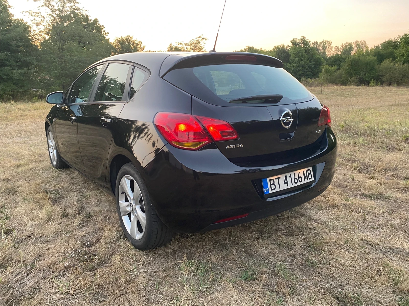 Opel Astra, снимка 6 - Автомобили и джипове - 54923875