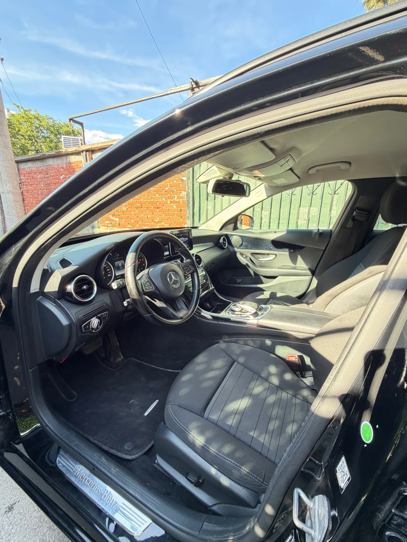 Mercedes-Benz C 200, снимка 8 - Автомобили и джипове - 54930384
