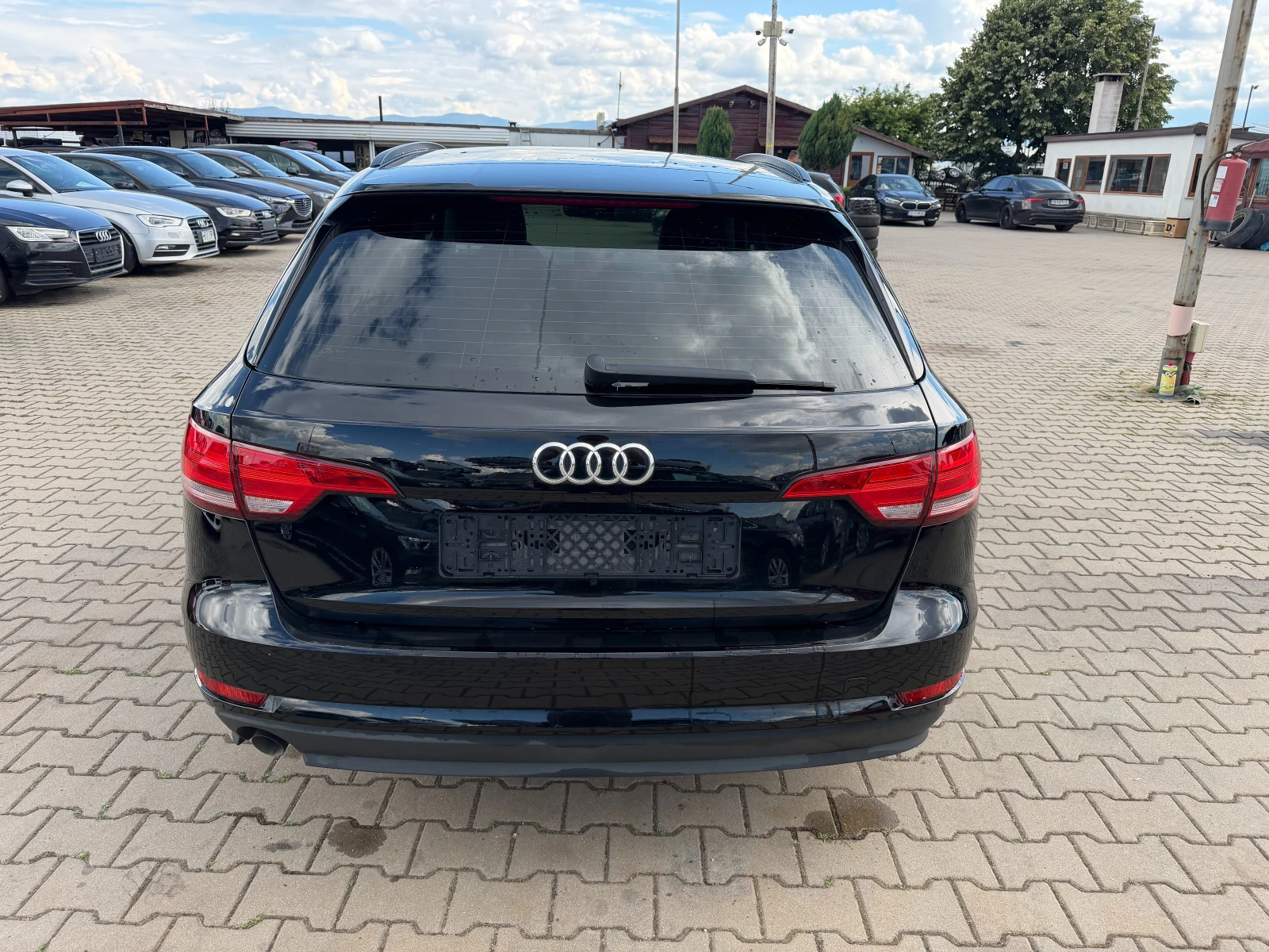 Audi A4 2.0TDI NAVI EURO 6, снимка 7 - Автомобили и джипове - 55043136