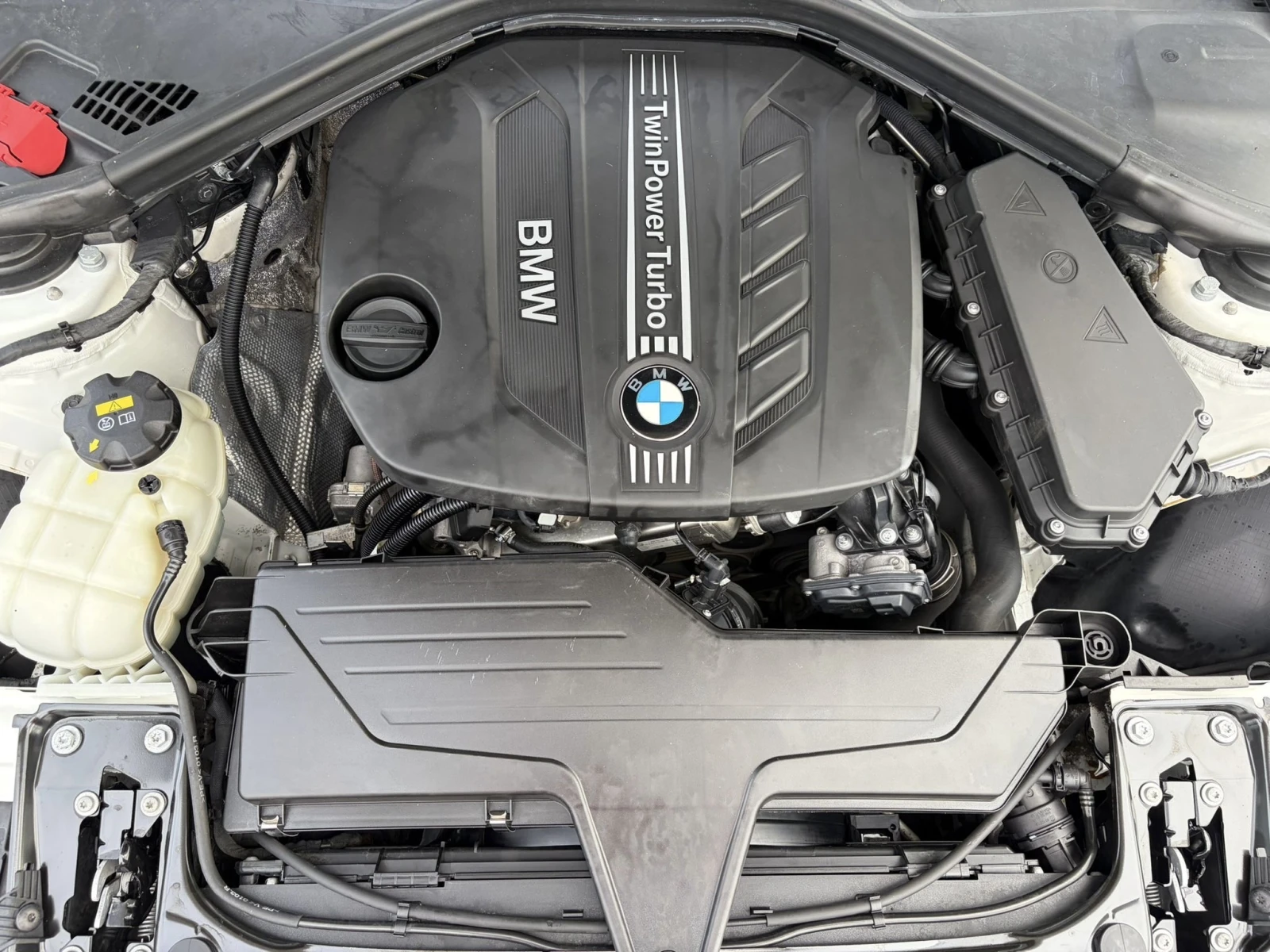 BMW 318 M-PACKET 2.0D XENON EL BAGAJNIK BMW HISTORY , снимка 14 - Автомобили и джипове - 55123654