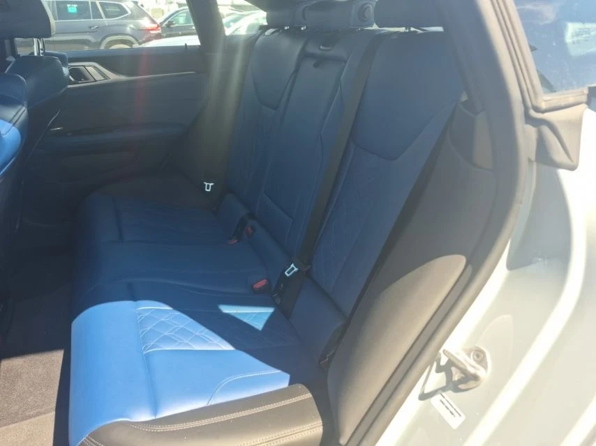 BMW i4 M50 XDRIVE* M-pack* Shadow Line* 360* H&K* Шибидах, снимка 10 - Автомобили и джипове - 55406199
