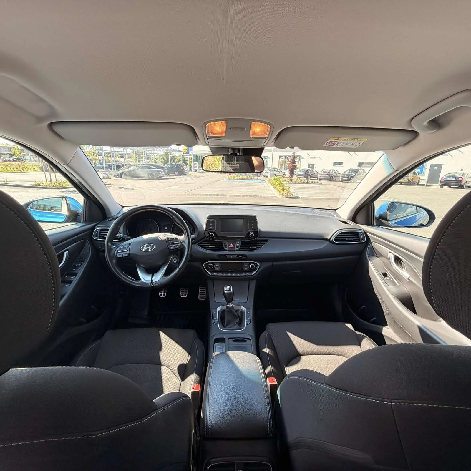 Hyundai I30 1.6 CRDi, снимка 8 - Автомобили и джипове - 55646791