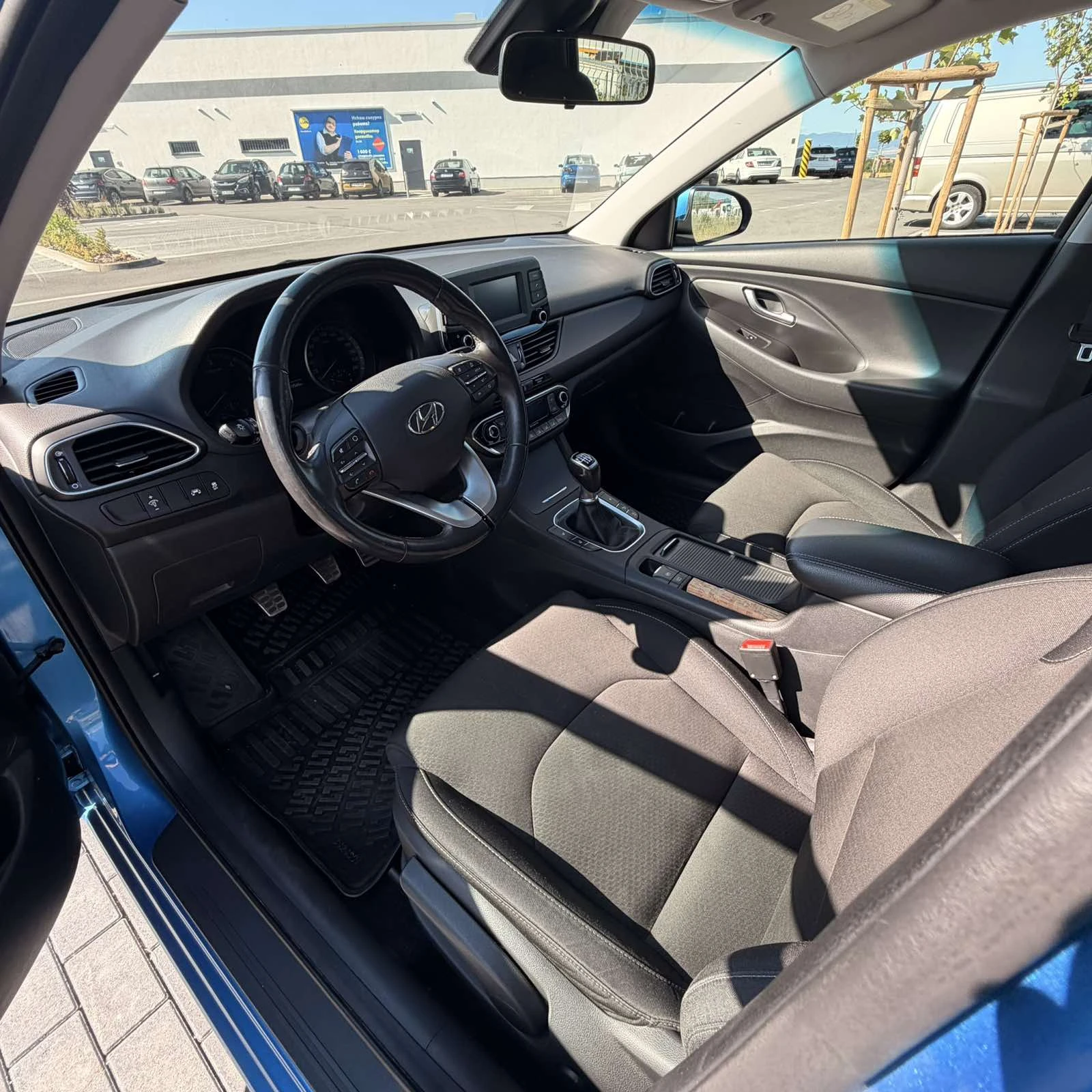 Hyundai I30 1.6 CRDi, снимка 7 - Автомобили и джипове - 55646791