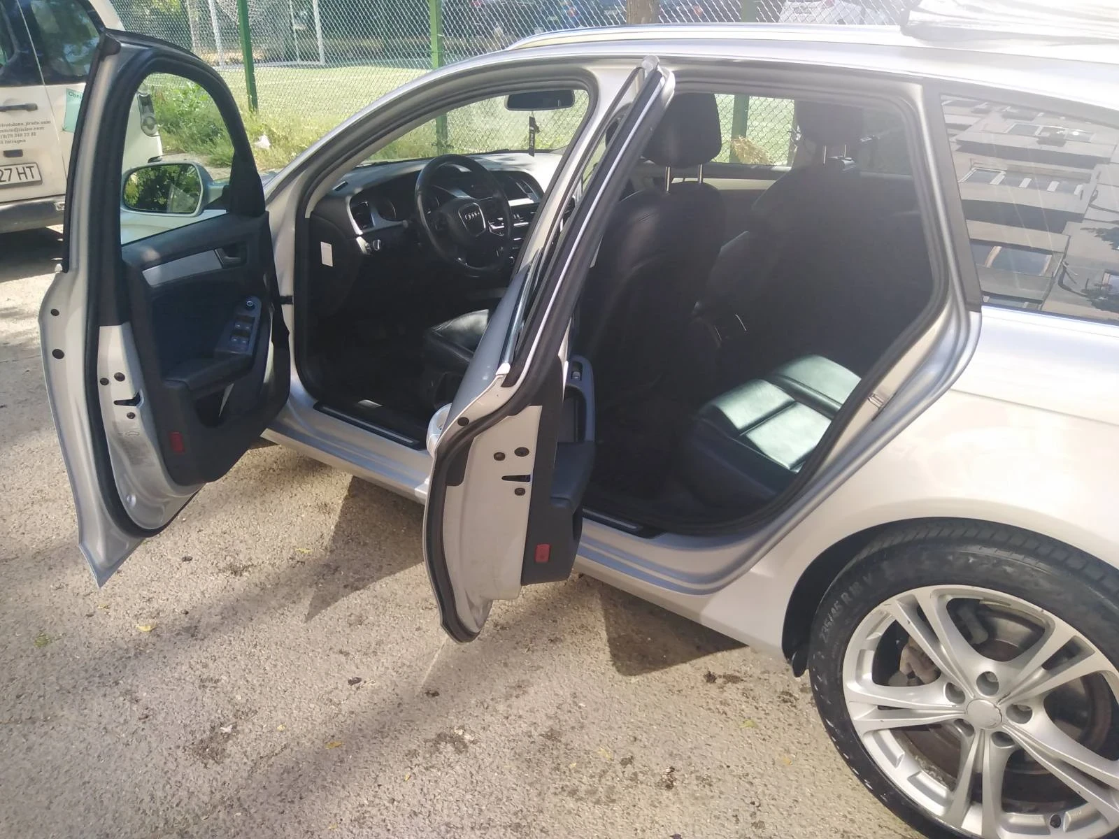 Audi A4 2.7, снимка 8 - Автомобили и джипове - 55667195