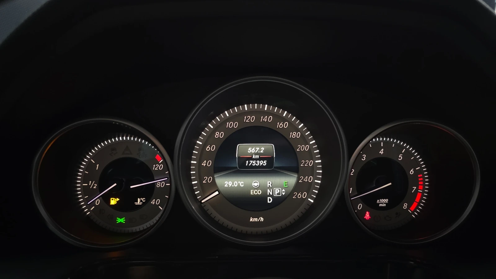 Mercedes-Benz E 350 4Matic * DIS * 360 * ����� * ���� | Mobile.bg � ����������� 7