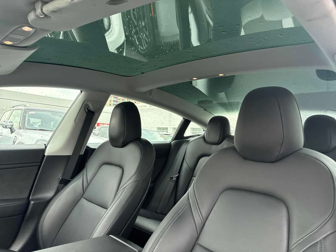 Tesla Model 3 * Standard Range Plus * АВТОКРЕДИТ* , снимка 12 - Автомобили и джипове - 56701019