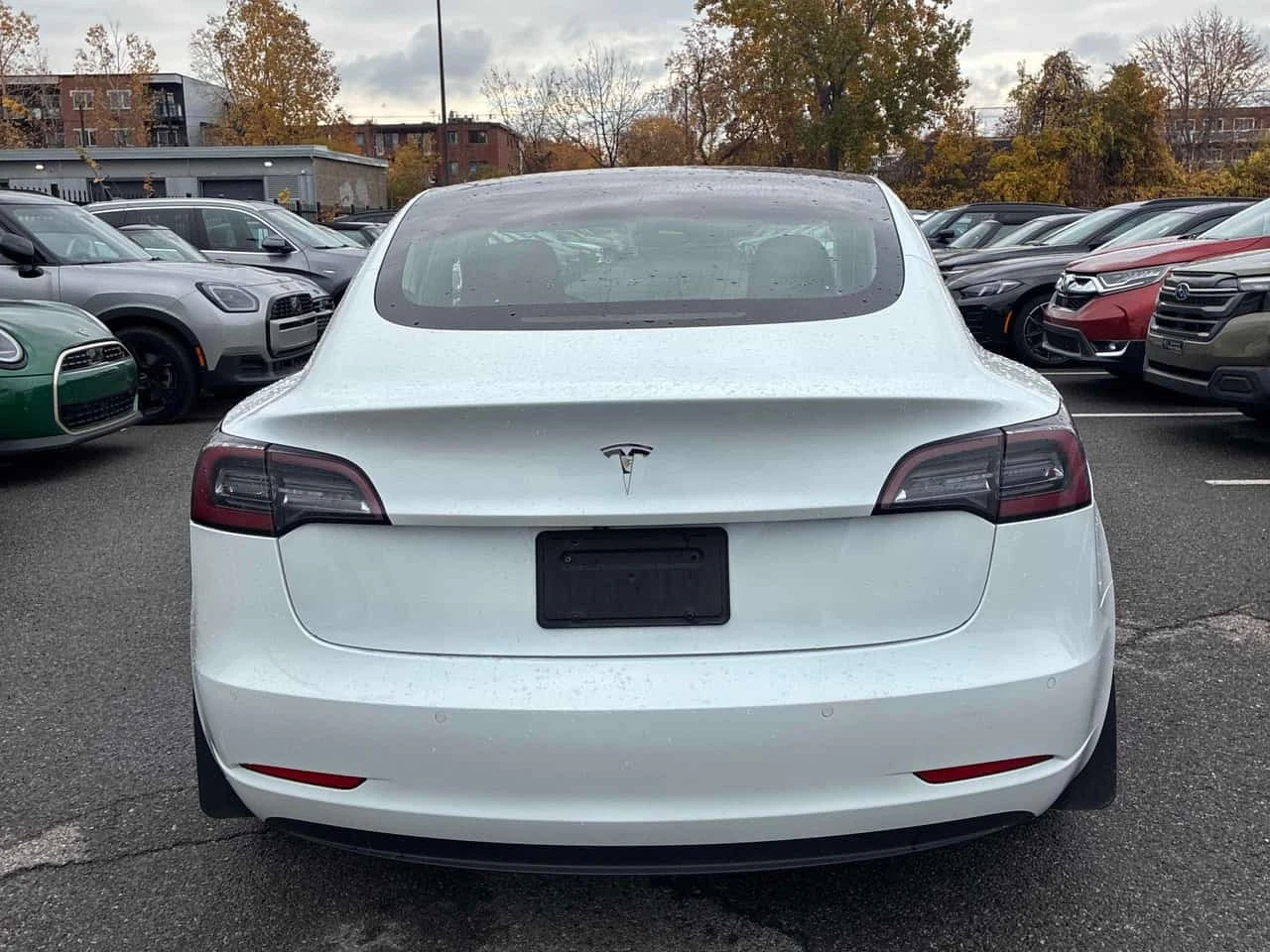 Tesla Model 3 * Standard Range Plus * АВТОКРЕДИТ* , снимка 4 - Автомобили и джипове - 56701019