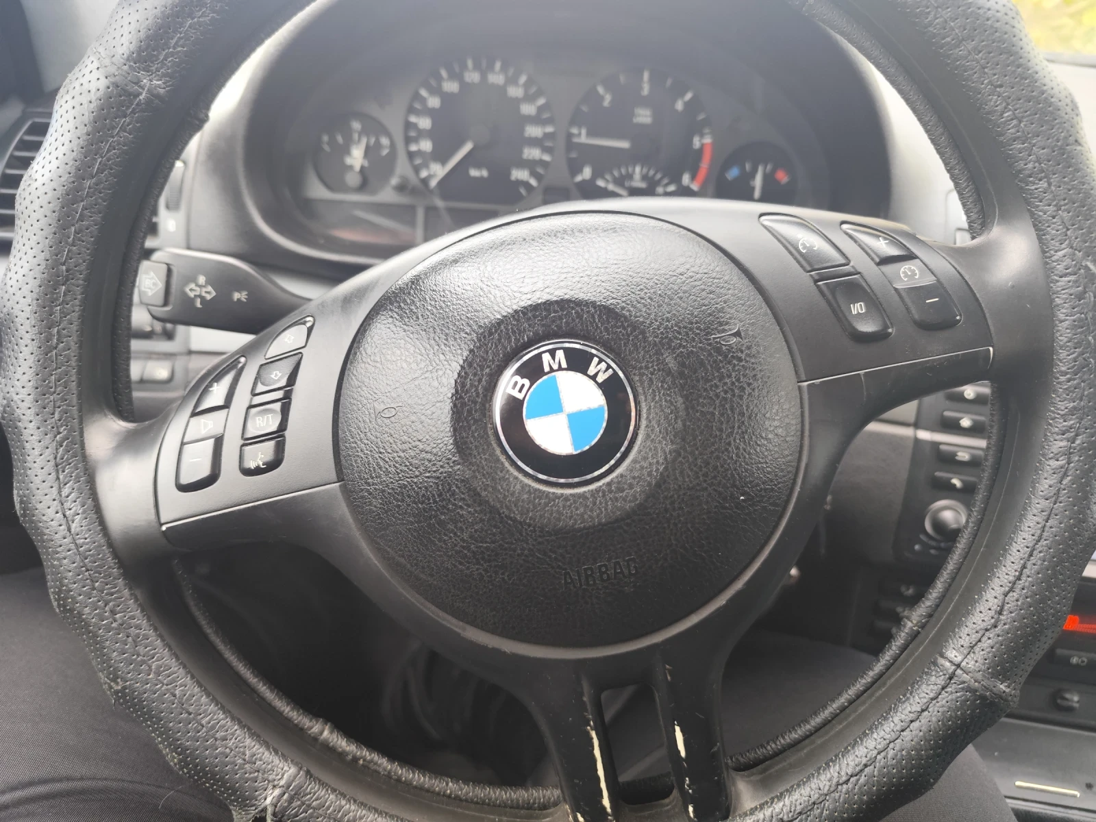 BMW 320, снимка 9 - Автомобили и джипове - 56745534