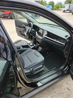 Kia Niro !!! 58 488 kм !!!  11.2021г / 64 kwh /204 кс / НОВ, снимка 12