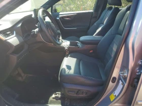 Toyota Rav4 PHEV* XSE* КОЖА* ПОДГРЕВ* ПАНО* КАМЕРА* , снимка 7