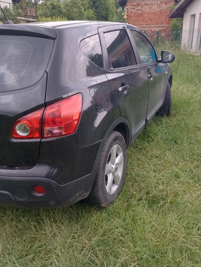 Nissan Qashqai Газ Бензин, снимка 7 - Автомобили и джипове - 46736309