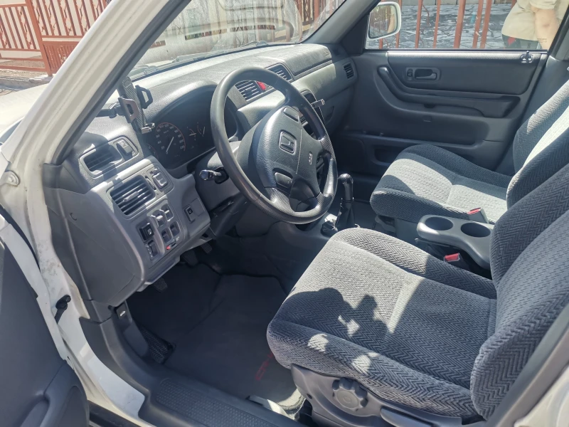 Honda Cr-v 2.0i 4x4 Газов инжекцион, снимка 8 - Автомобили и джипове - 48088613