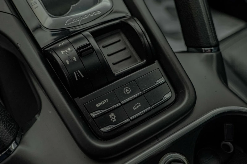Porsche Cayenne 3.6/PDLS/PCM/PDC/Шибедах/Sport, снимка 10 - Автомобили и джипове - 51279261