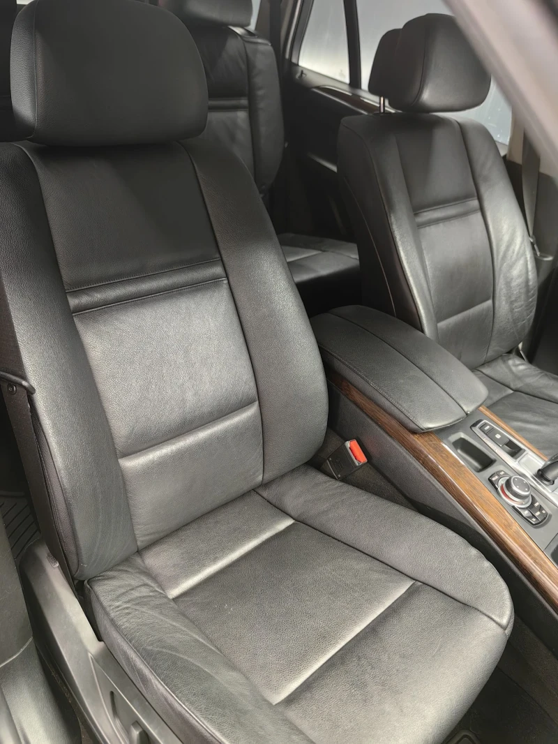 BMW X5 3.0i* НАВИ* КОЖА* ПАНОРАМА* ТЕМПОМАТ, снимка 9 - Автомобили и джипове - 52226973