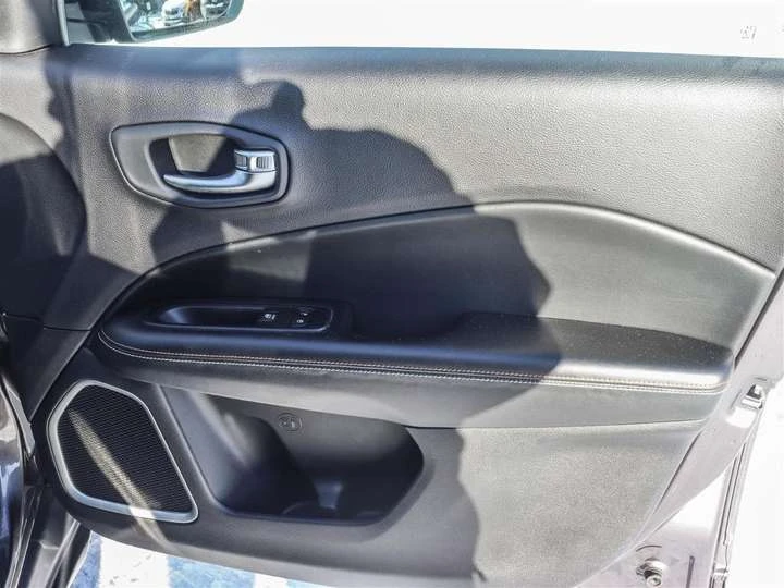 Jeep Compass 4X4 | HEATED SEATS | REMOTE START | REAR CAM | SAF, снимка 15 - Автомобили и джипове - 53590506